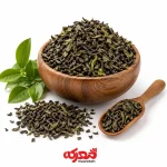 برگ‌های چای سبز ایرانی تازه و باکیفیت، محصول مزارع شمال.